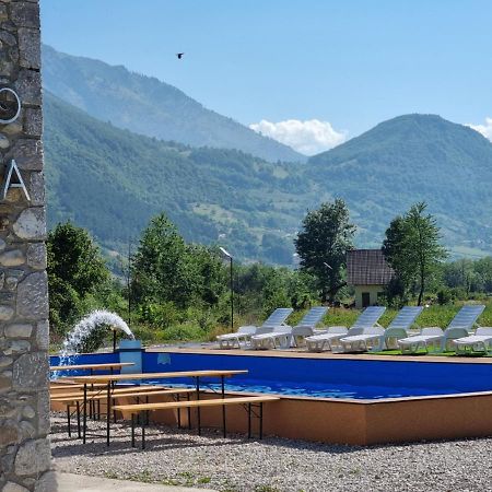 Hotel & Restaurant Ada Gusinje Zewnętrze zdjęcie
